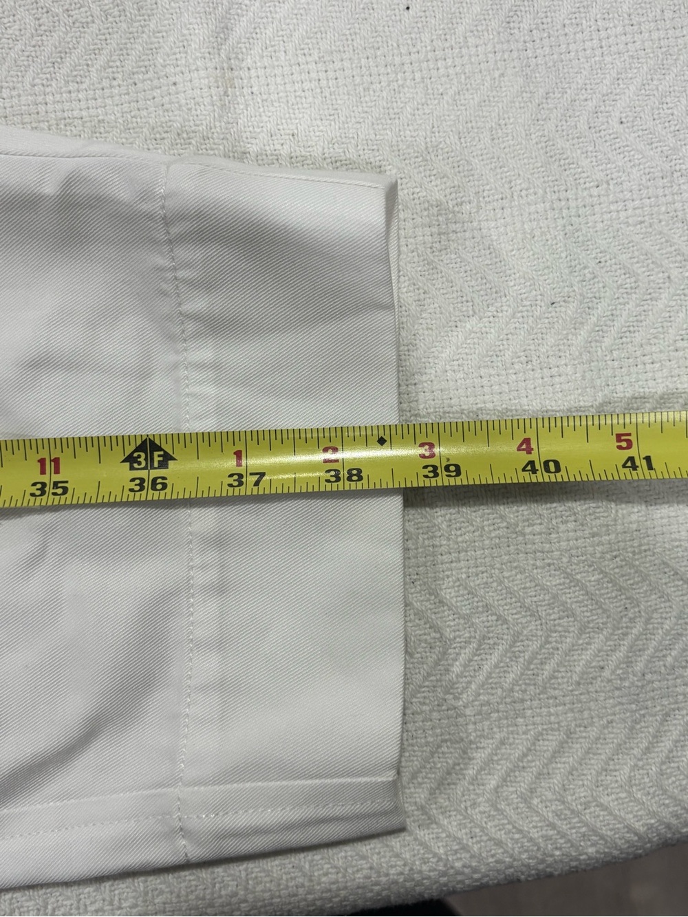 Everlane White Cropped Pleated Trousers - Picture 7 of 11